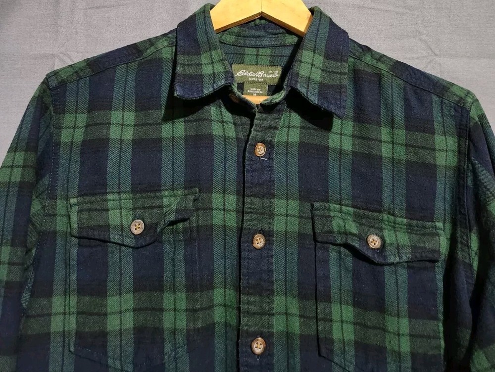 Eddie Bauer Men's M Midweight Long Sleeve Flannel Shirt with Chest Pocket for Hiking