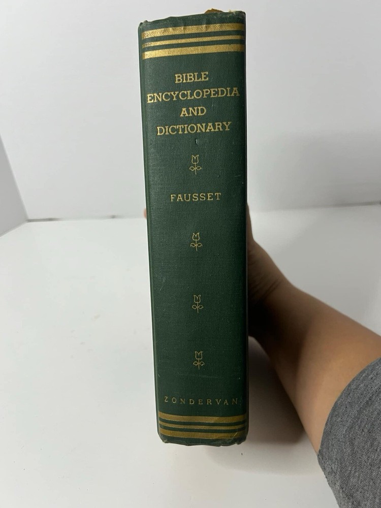 Fausset's Bible Dictionary A.R. Fausset 1961 Vintage 600 Illustrations Zondervan