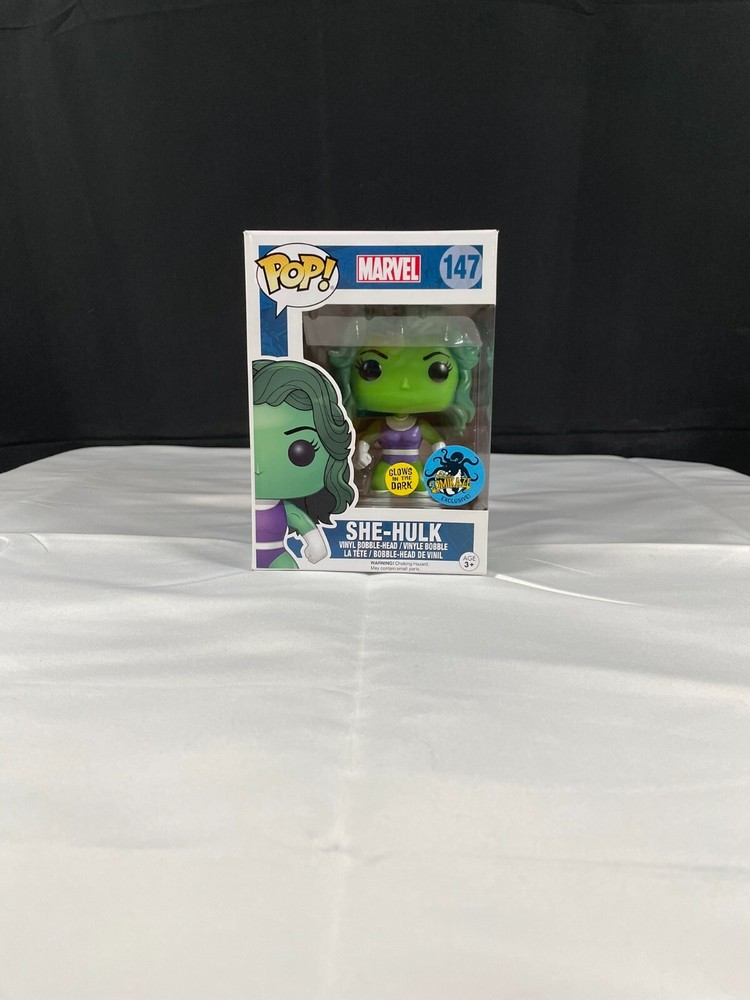 Funko Pop! Vinyl: Marvel - She-Hulk - (Glow) - Comikaze Exclusive #147