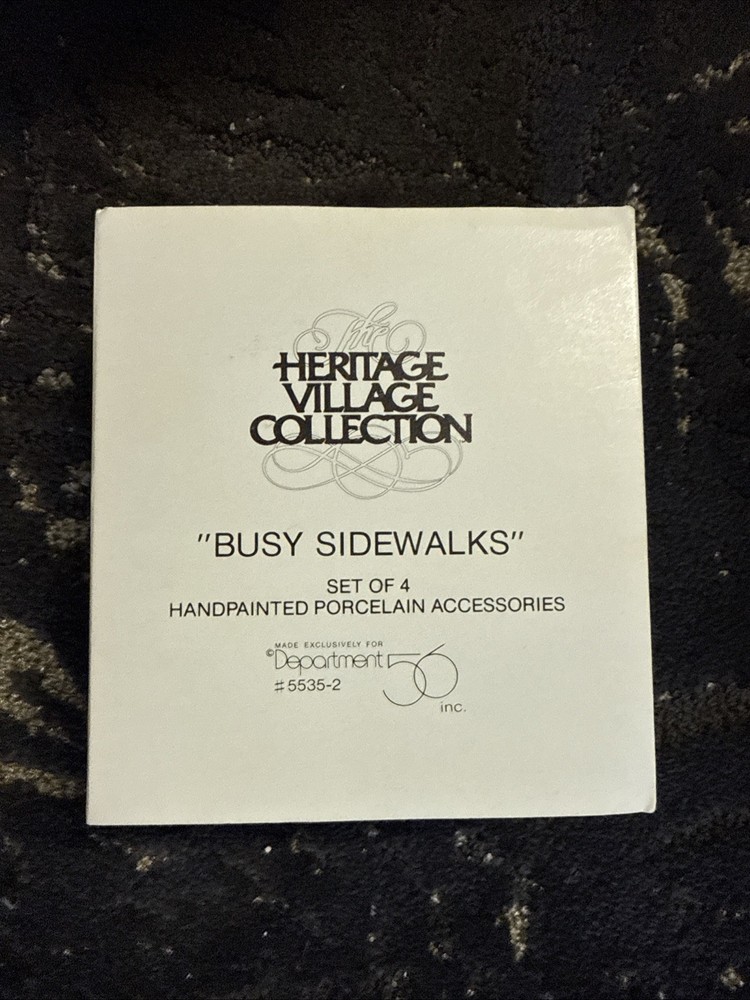 Dept 56 Christmas in the City - Busy Sidewalks  set of 4