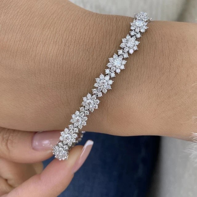18Ct Round Cut Created Diamond Tennis Bracelet For Women's 14K White Gold Plated