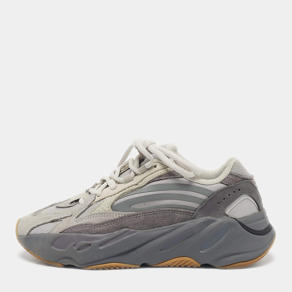 Yeezy x Adidas Boost 700 V2 Size 36.5 Grey Canvas Leather and Suede Low Top