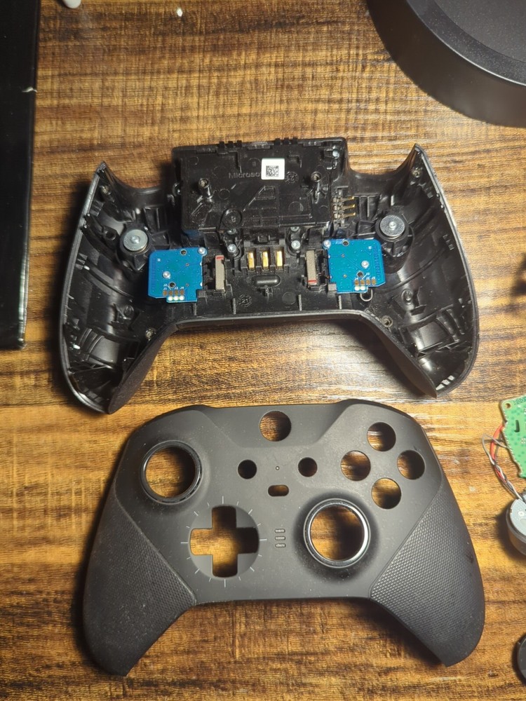 Xbox Elite Series 2 Controller Deconstructed (See photos / Read Description )