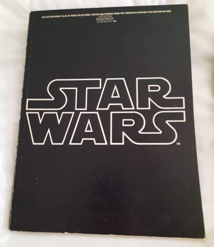 Star Wars Deluxe Souvenir Folio with Music Photos Stories in Great Condition