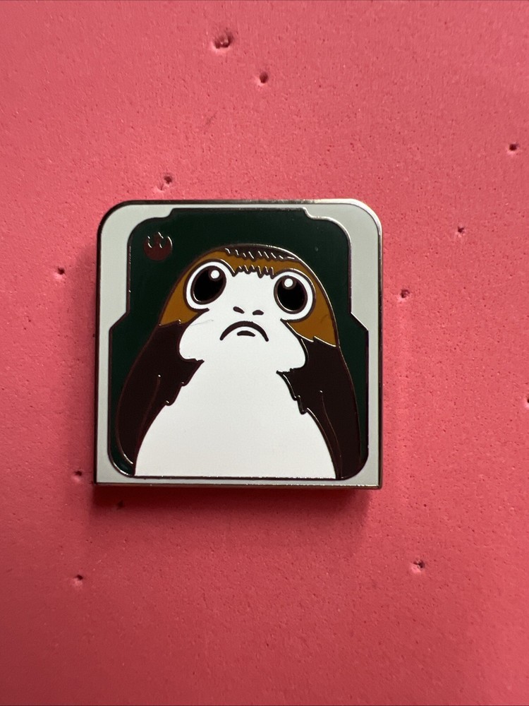 Disneyland Hidden Disney Pin 2024 - Porg Galaxy Creatures Star Wars