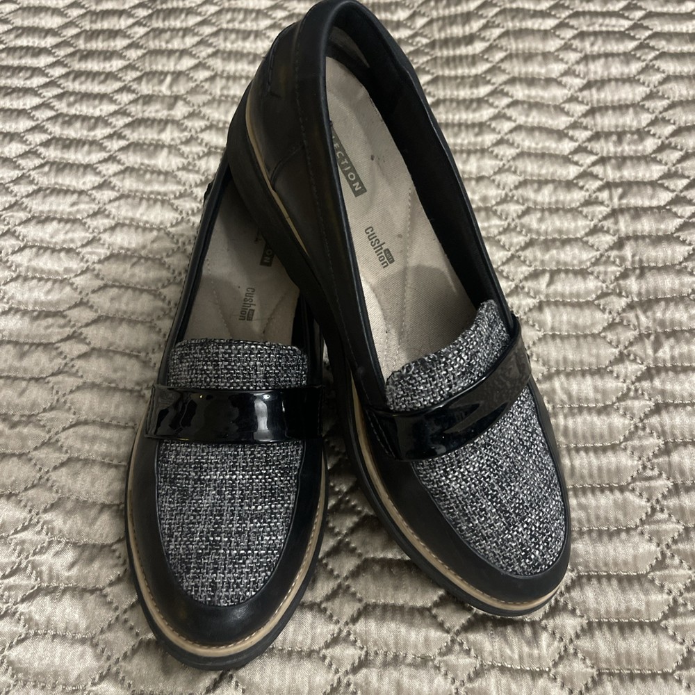 Clarks Sharon Gracie Loafers Black Patent Leather Comfort Dress Shoes Womens 8