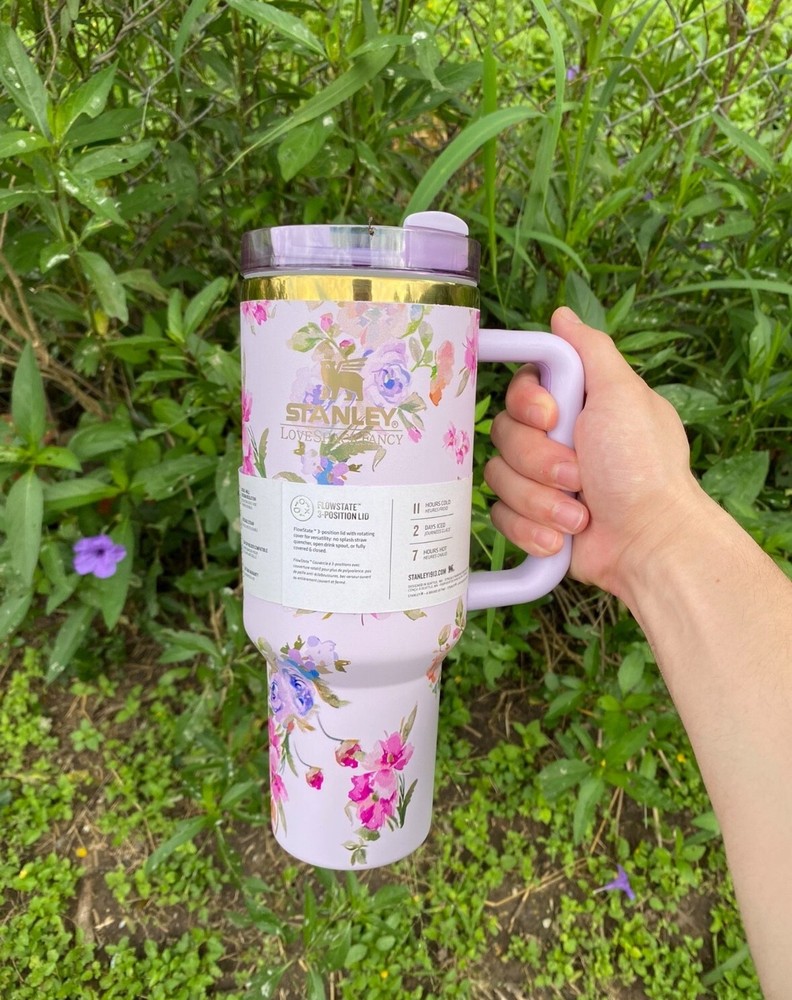 Stanley X LOVESHACKFANCY Quencher 40 OZ Tumbler Cup Ribbon Rosa Floral NEW Does