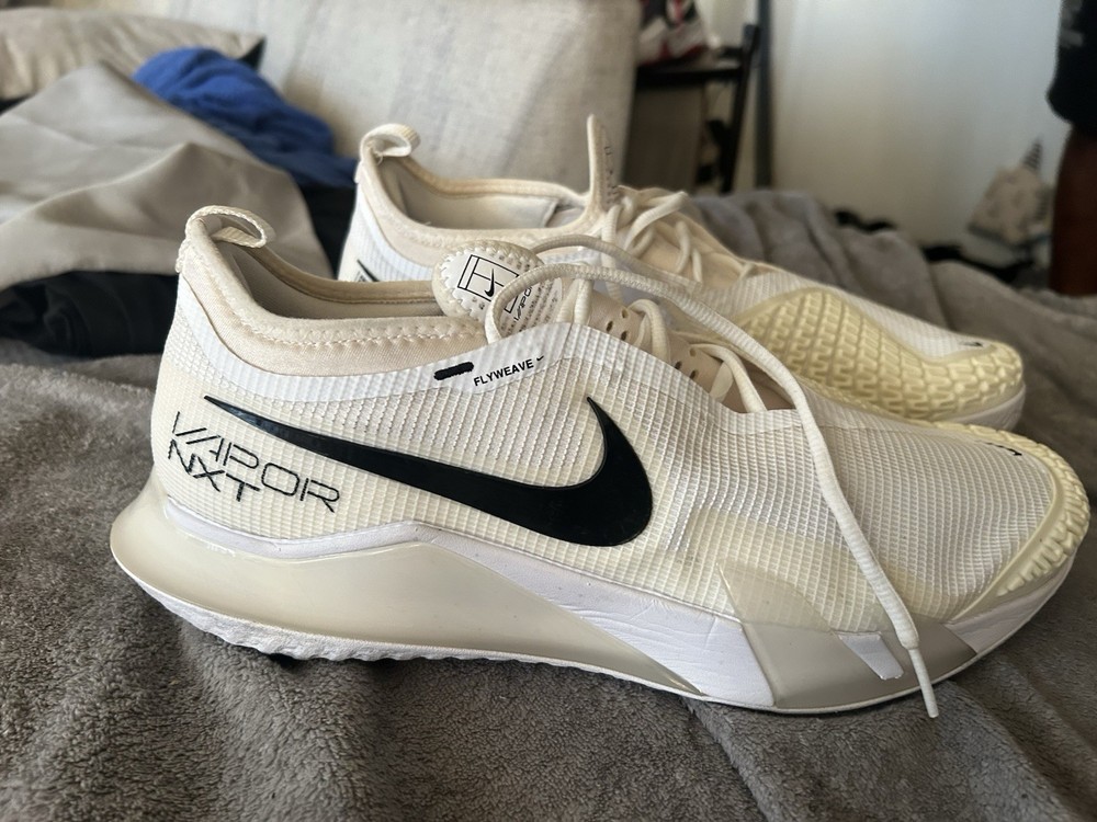 Size 12 They Cost 2100 . I Want To Make A Offer For These Shoes. Brand New