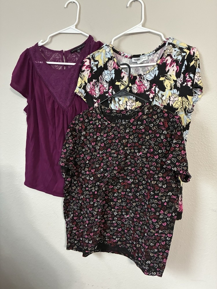 Women’s 3 Shirt Lot Loft & Other Size Medium