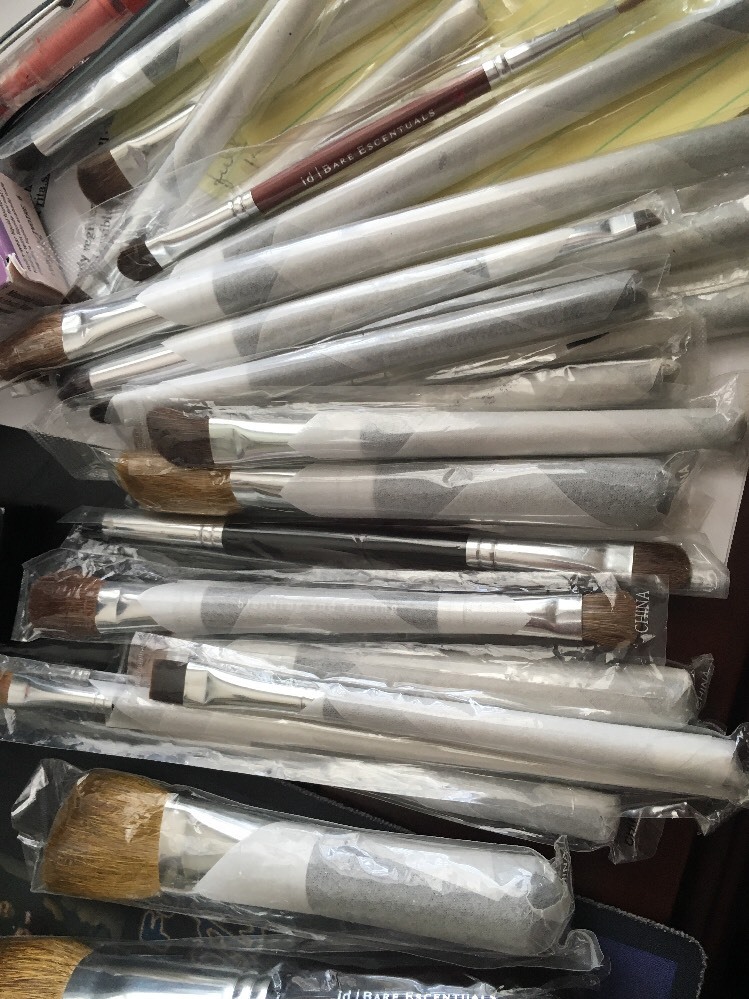 Bare Minerals Assorted Face Eye BLUSH POWDER Brushe NEW & SEALED CLEARANCE SALE-image