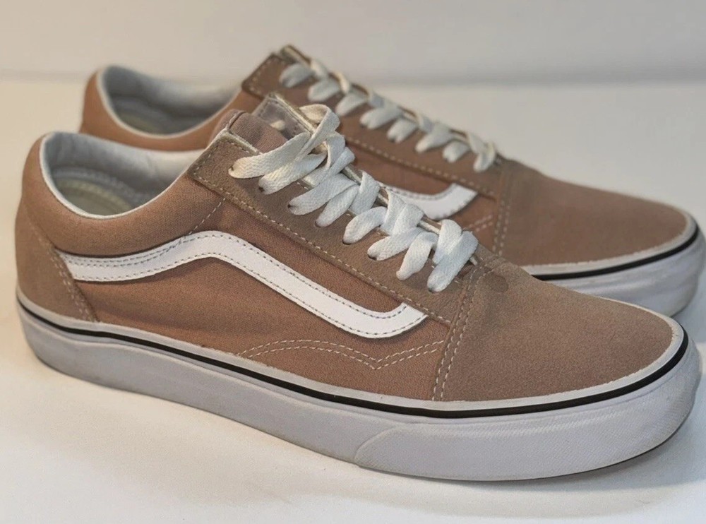 Vans Old Skool Sneakers Men’s Size 9 Powder Pink Used