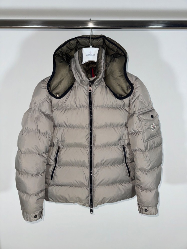 Moncler jacket Hymalay size 1 light grey