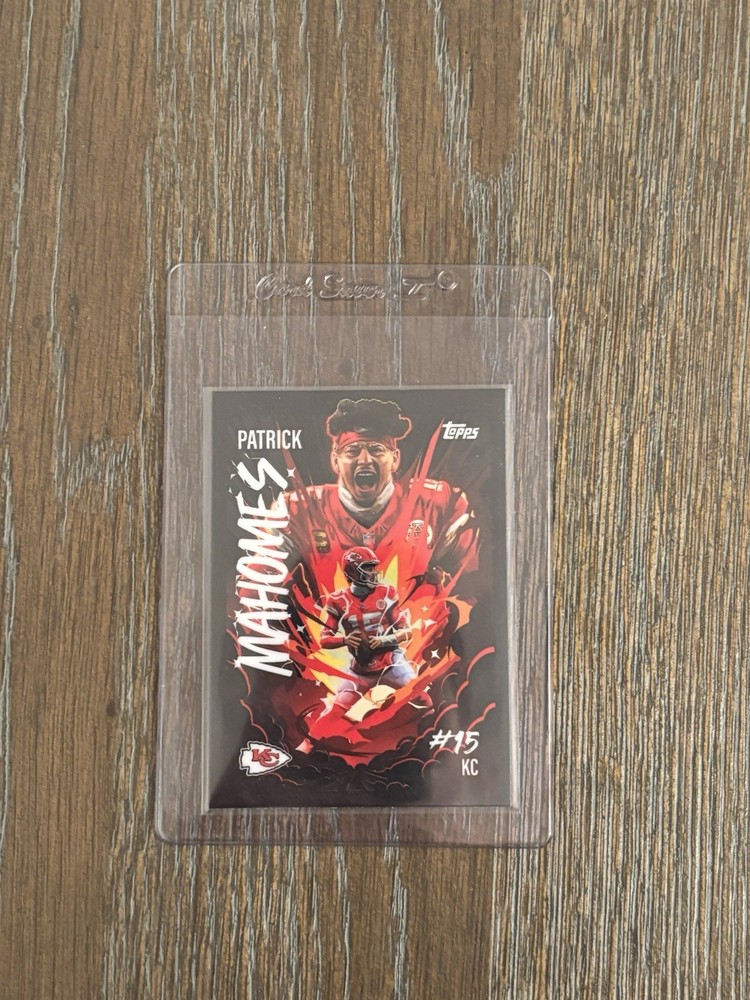 2025 Topps Chrome Football Patrick Mahomes Ultraviolet SSP Case Hit UV-15 Chiefs