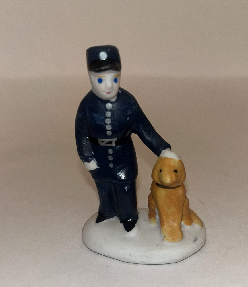 Lemax Ceramic Figurine Conductor with Golden Dog Original Sticker 2.5