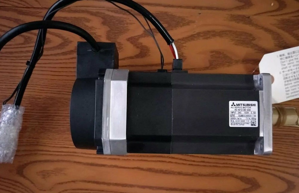 1PC Used Mitsubishi HC-KFS73-S48 Tested in good condition