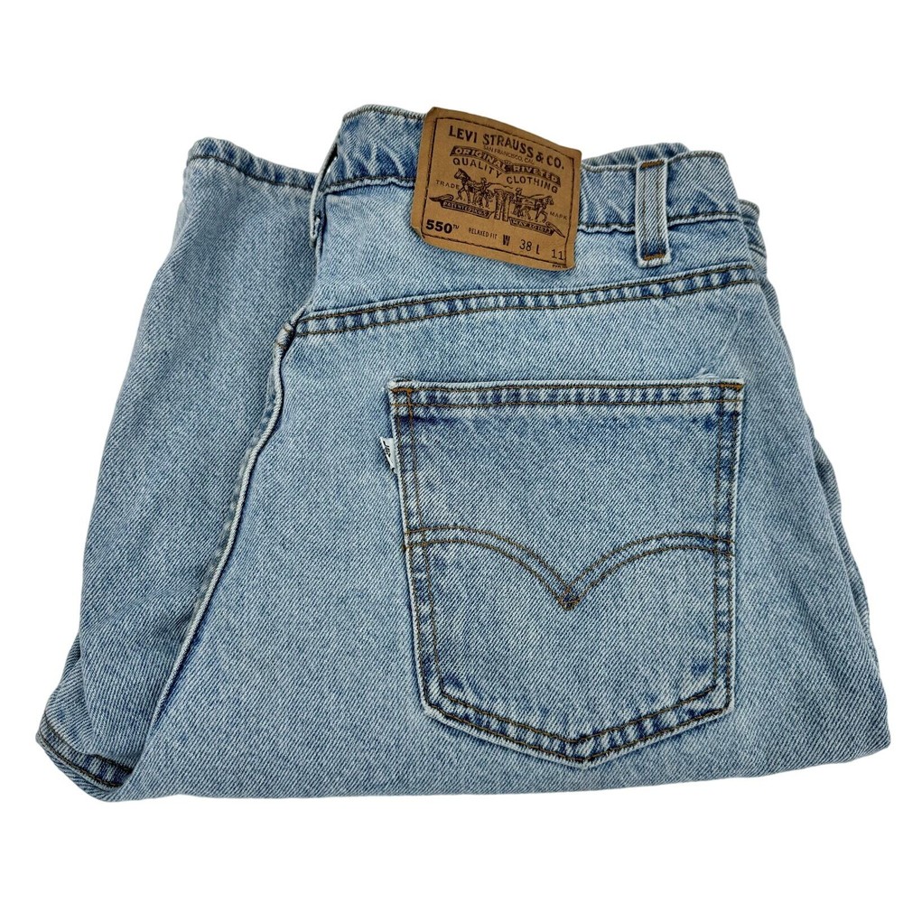 Levi's 550 Shorts Mens 38 (35x10.5 ACTUAL) Vintage USA White Tab Relaxed Jorts