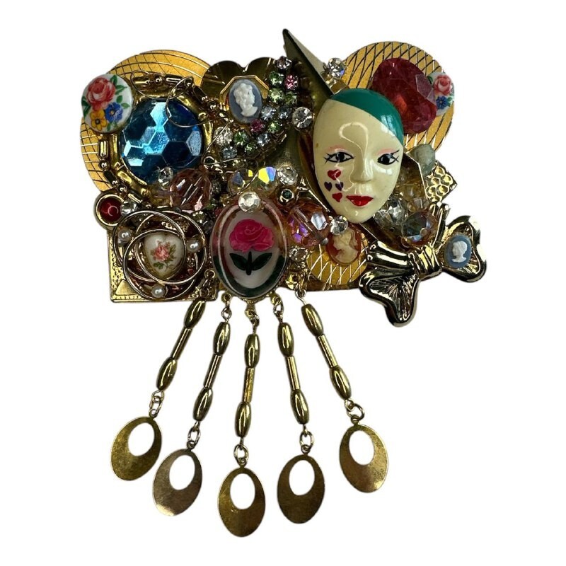 Vintage 1980s JJ Jonette Harlequin Clown Mask Brooch with Dangling Cameos