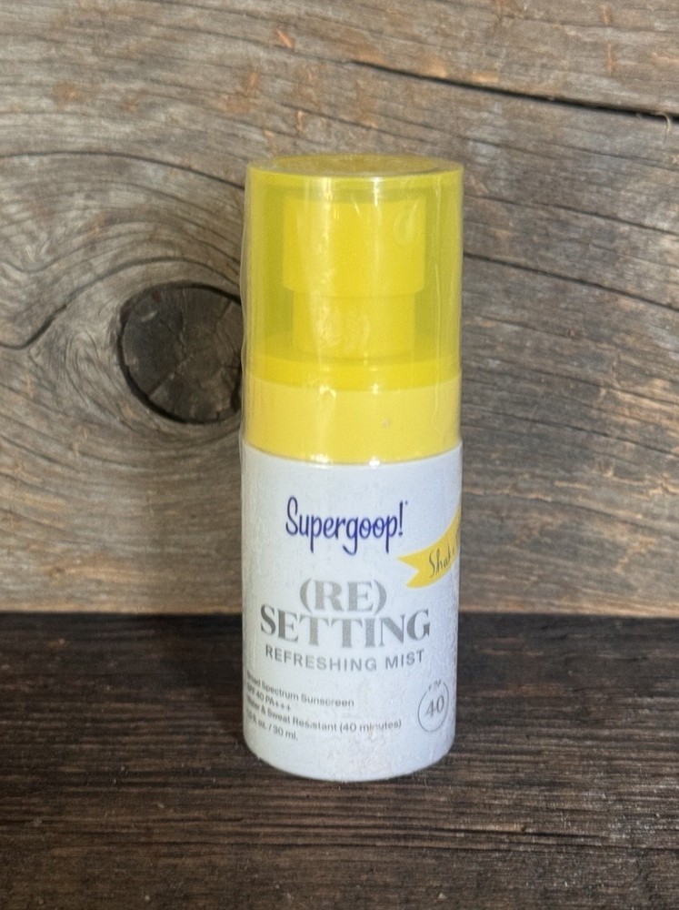 Supergoop SPF 40 Refreshing Mist Sunscreen for All Skin Types 1oz