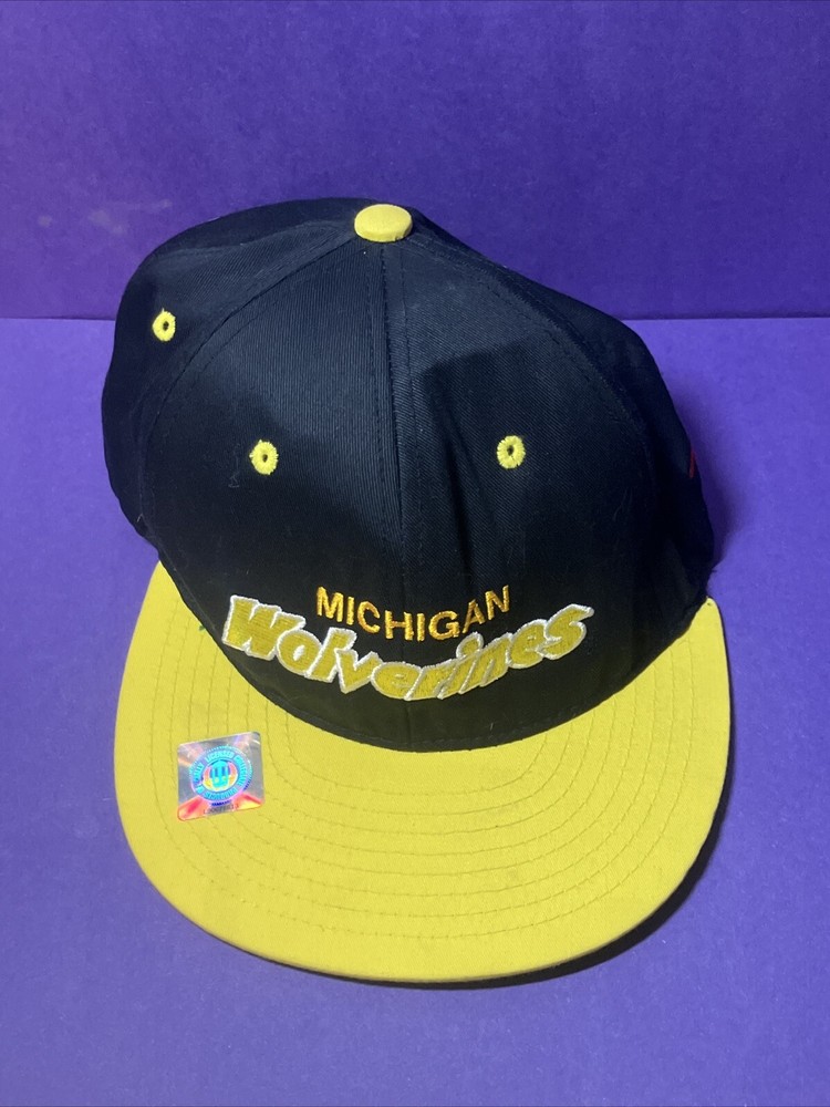 MICHIGAN WOLVERINES SCRIPT SNAPBACK RETRO 2TONE FLAT BILL CAP HAT NEW BLUE/MAIZE
