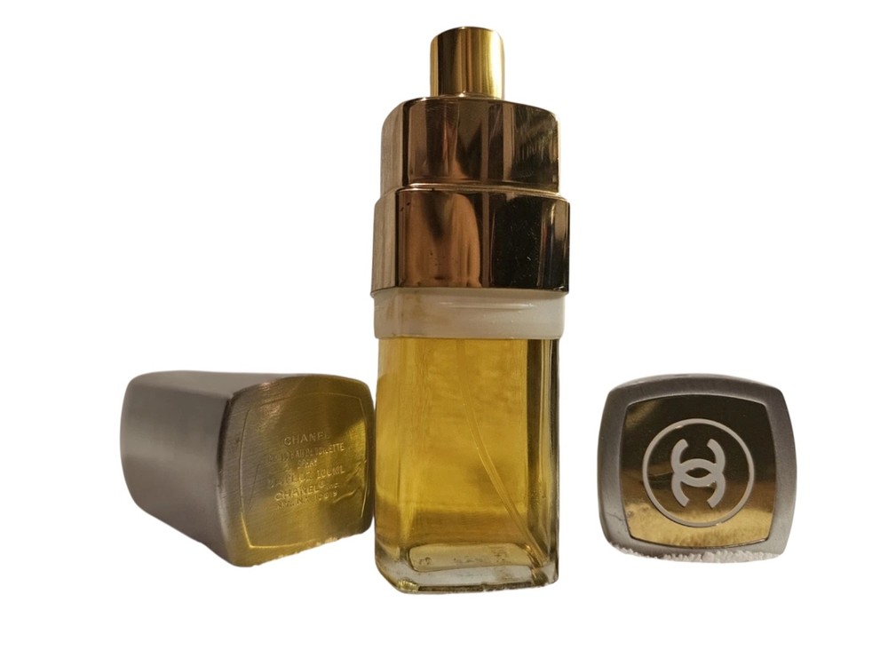 Vintage 1980s Chanel No 19 Eau de Toilette Rechargeable Spray 1.7 oz Rare