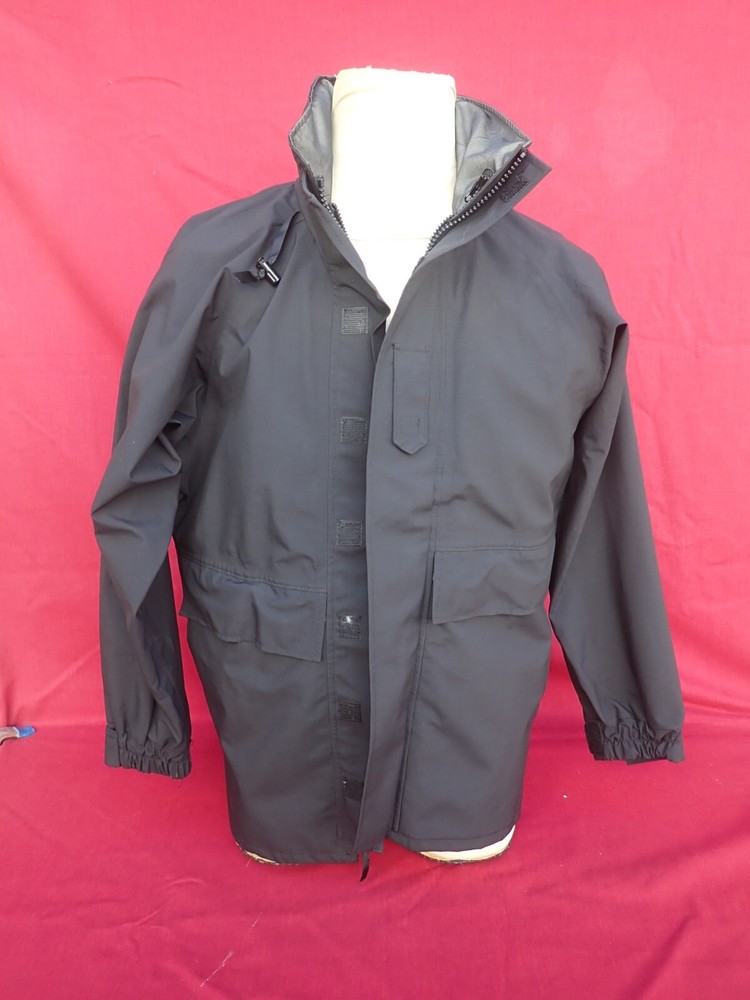 Military Jacket Men's SMALL REG  Black Parka Cold Weather Navy USN Gore-tex Rain