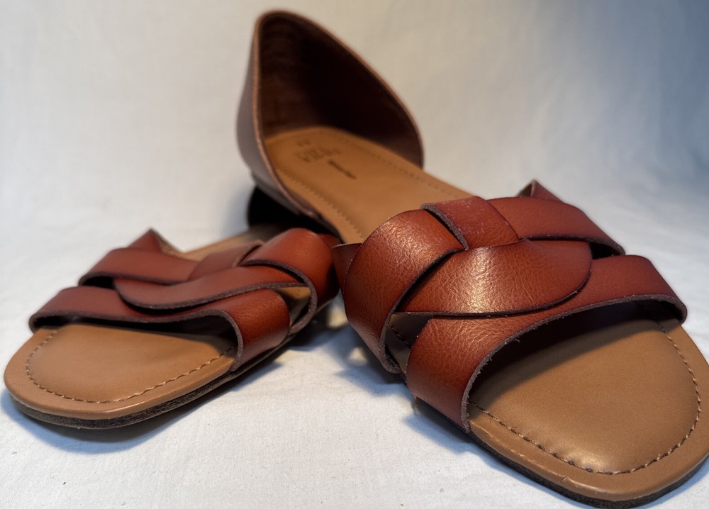Time and Tru Womens Size 11 Memory Foam Brown Open Toe Sandals