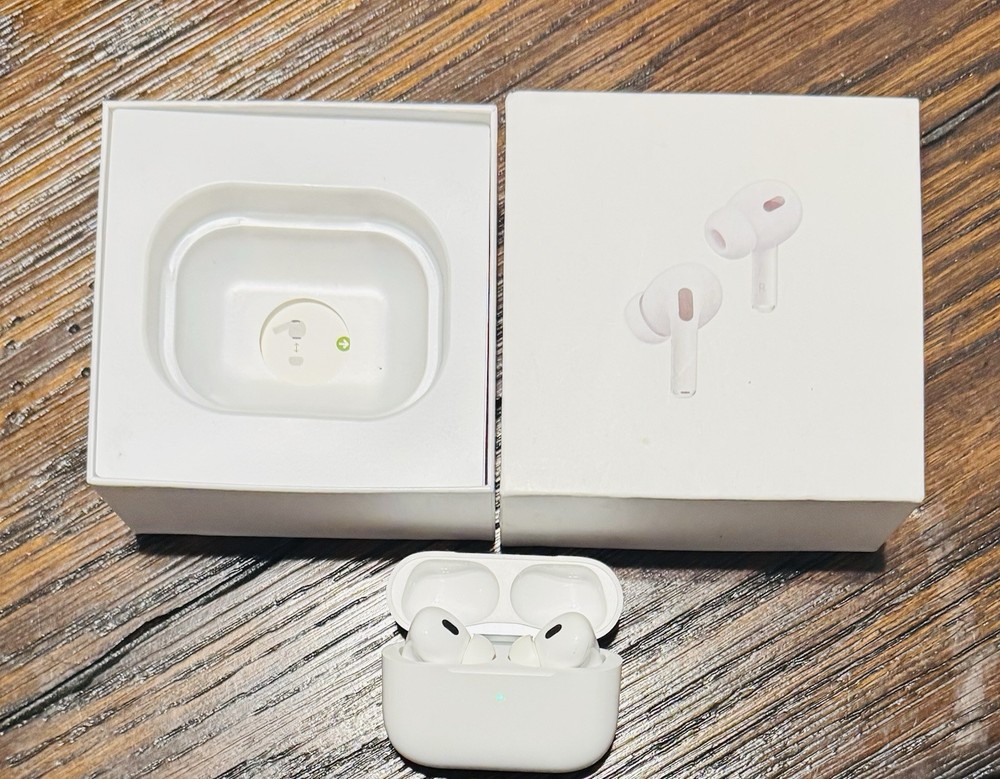 AirPods Pro 2nd Gen with MagSafe Charging Case USB-C Edition
