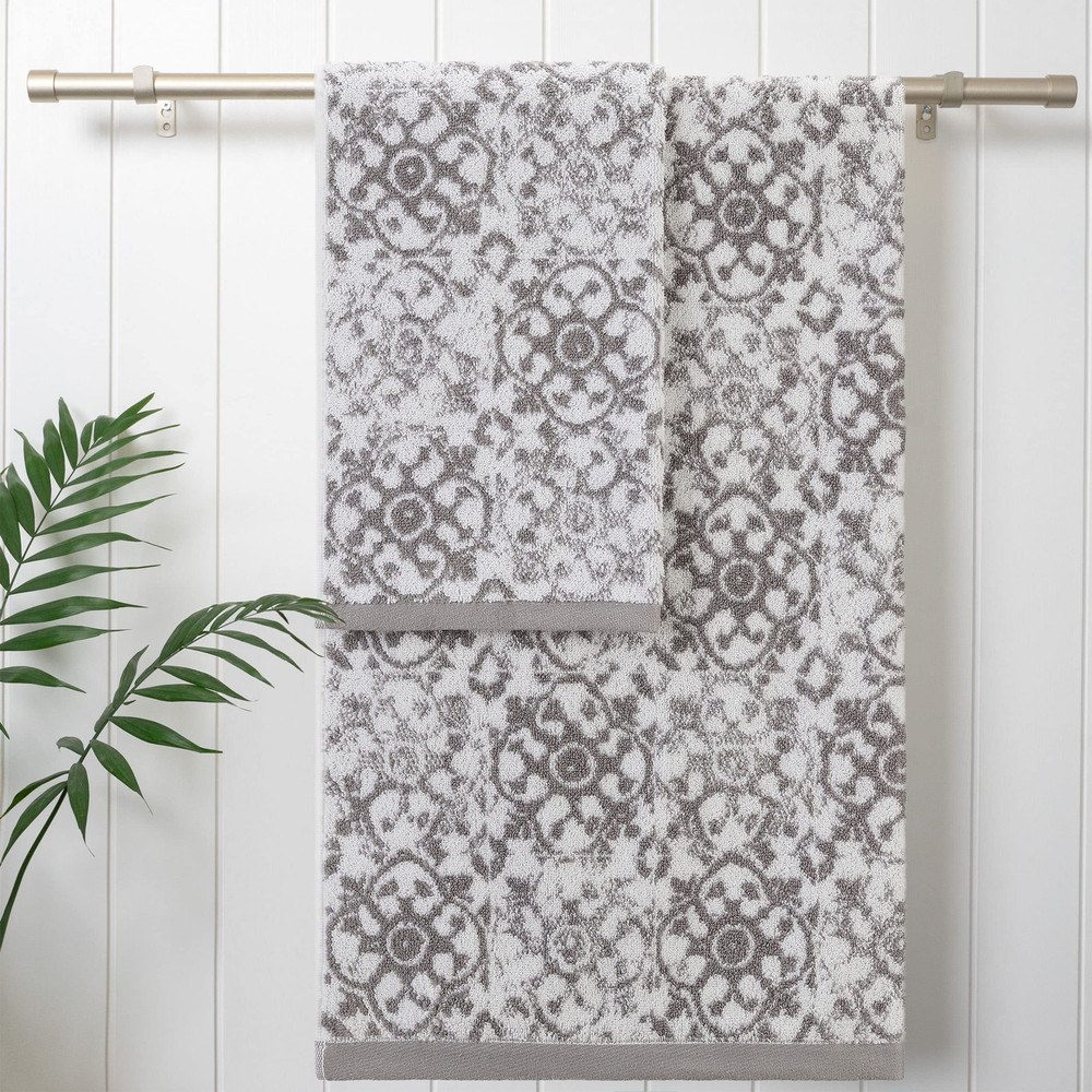 Aziza 4-Piece Bath Towel Set with 2 Hand Towels | Premium Quality