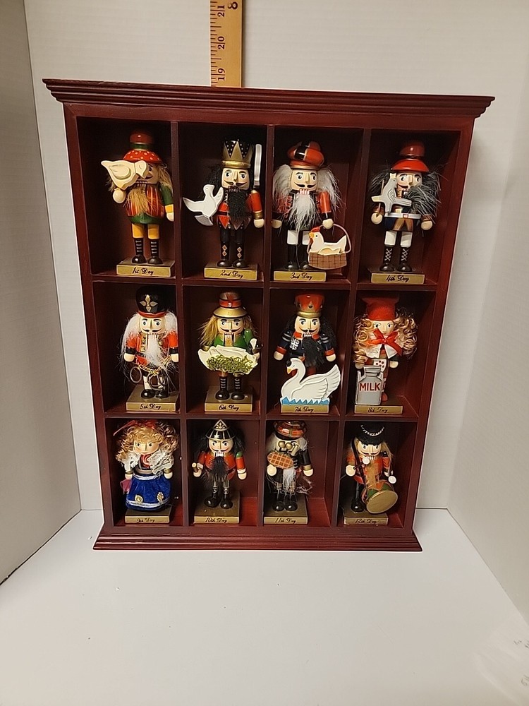 Member's Mark 12 Days of Christmas Nutcracker Set Display Shelf Wood-image