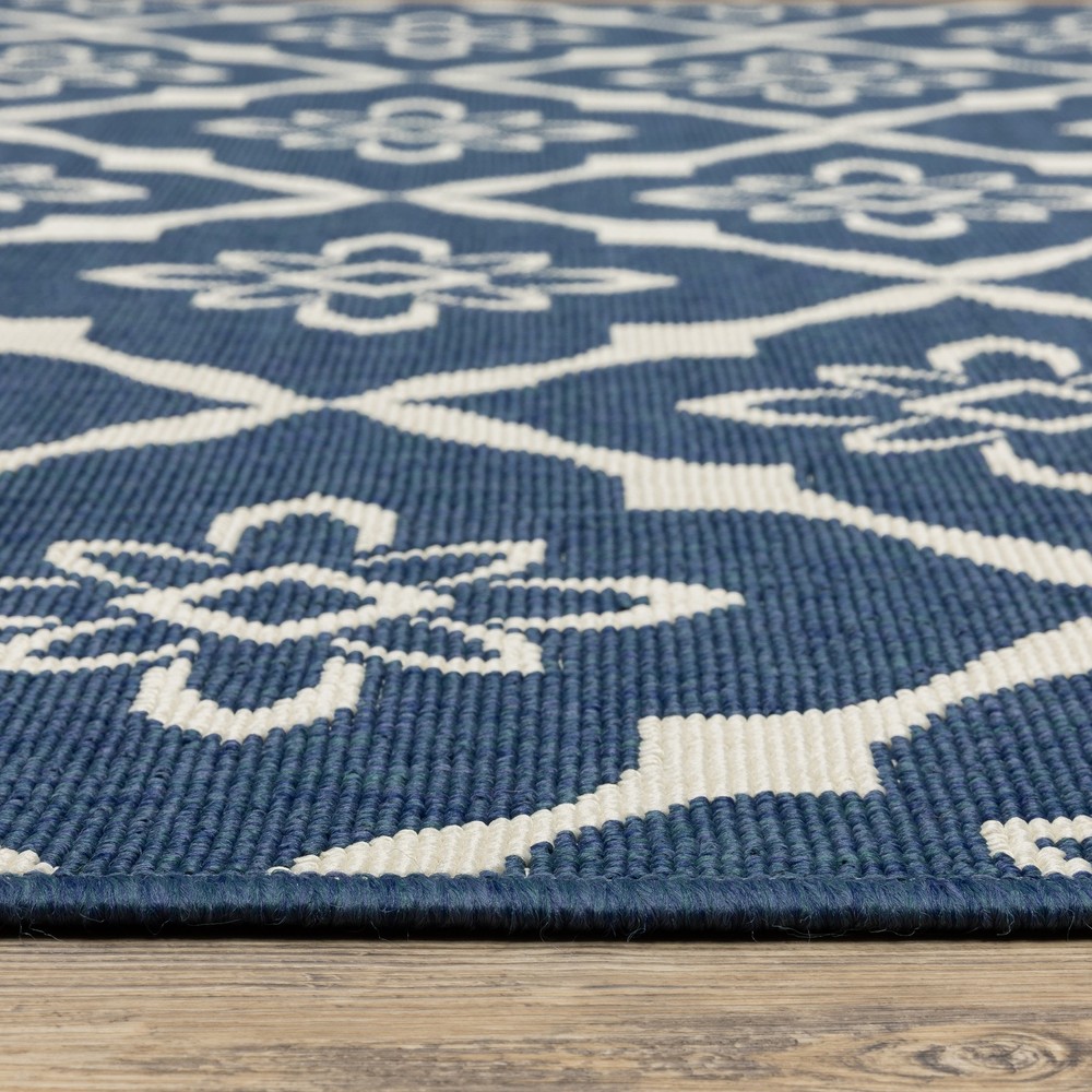 Style Haven Martinique Floral Lattice Indoor Outdoor Navy/Off-White 5'3