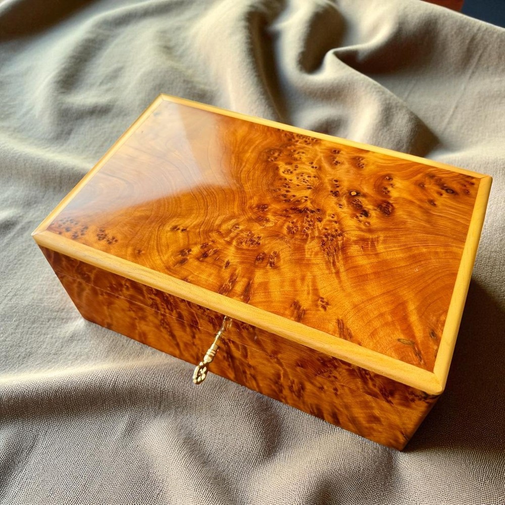 Luxury Wooden box Organizer with key keepsake box Gift box luxury Gift idea, Box