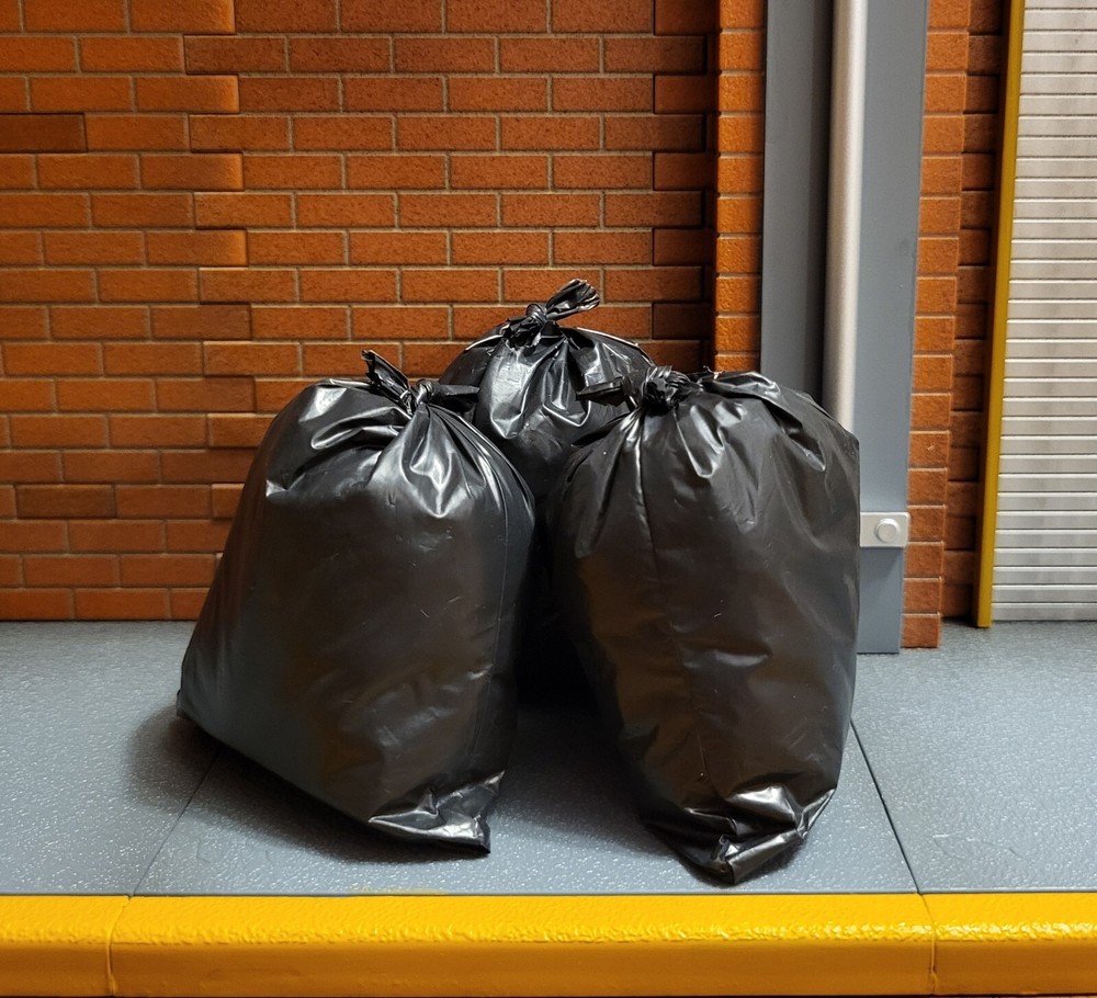 1/10 Custom Garbage Bags Diorama Prop Accessory 1/12 scale 1:10 1:12 Neca