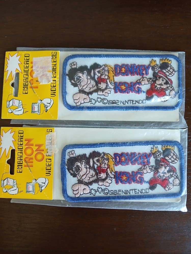 Vintage 1982 Nintendo DONKEY KONG Super Mario Cloth Patch Original Packaging