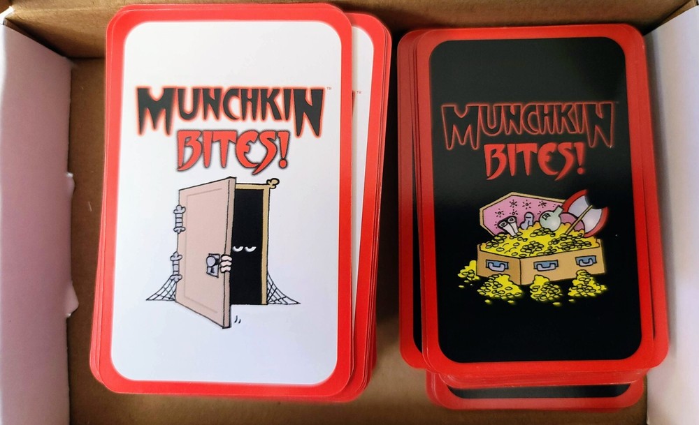 Munchkin Bites! Steve Jackson Games. Complete set of cards