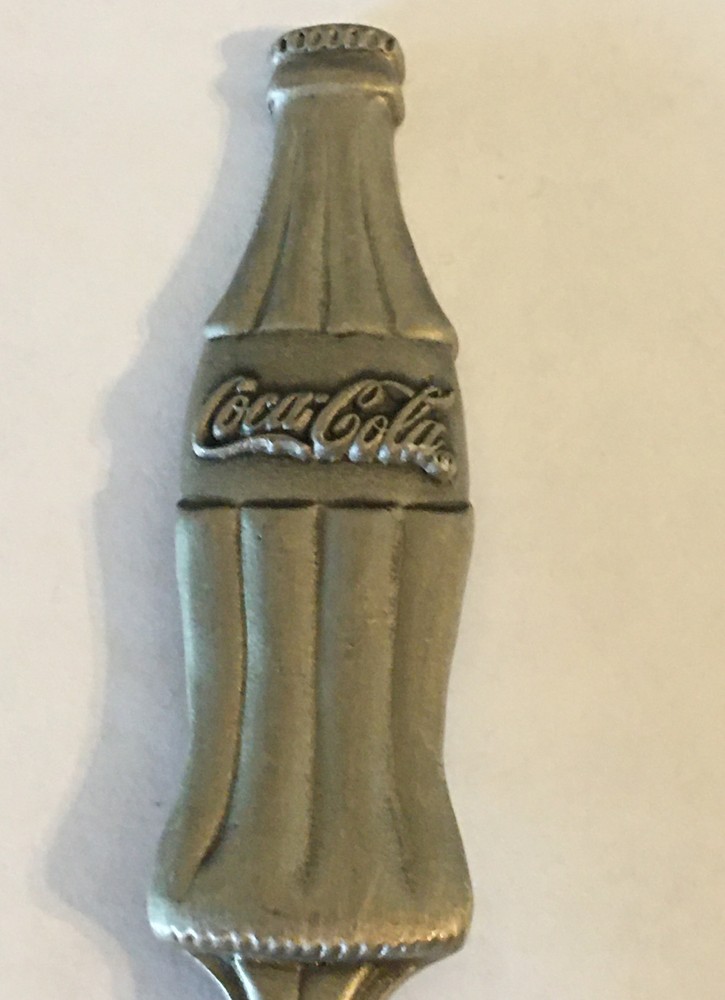 1995 Coca Cola Vintage Collectible Souvenir Spoon