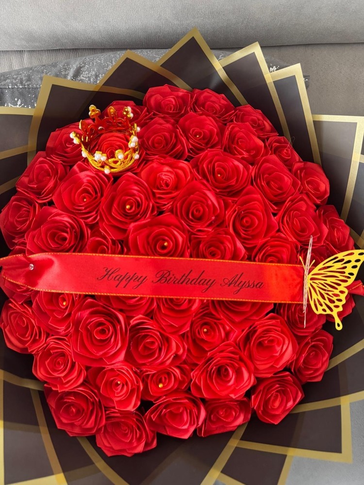 Eternal rose bouquet - plain red - happy birthday edition - 20 rose only