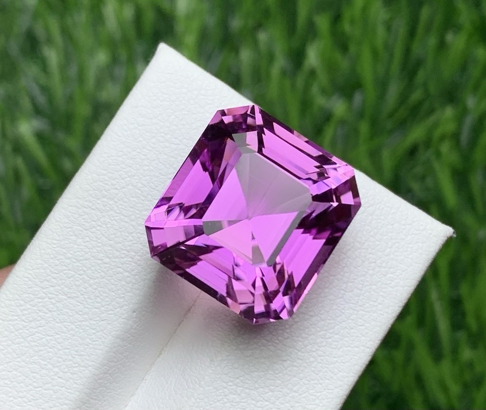 30.75  Carat  Pink Kunzite Loose Gemstone From Afghanistan