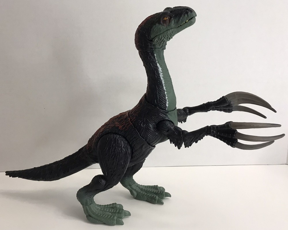 Jurassic World: Dominion Sound Slashin' Slasher Therizinosaurus Dino Figure READ
