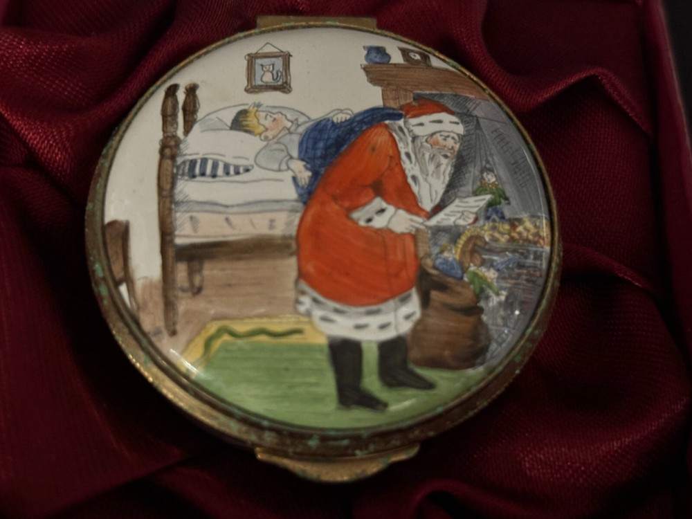 Staffordshire Enamel Trinket Box 