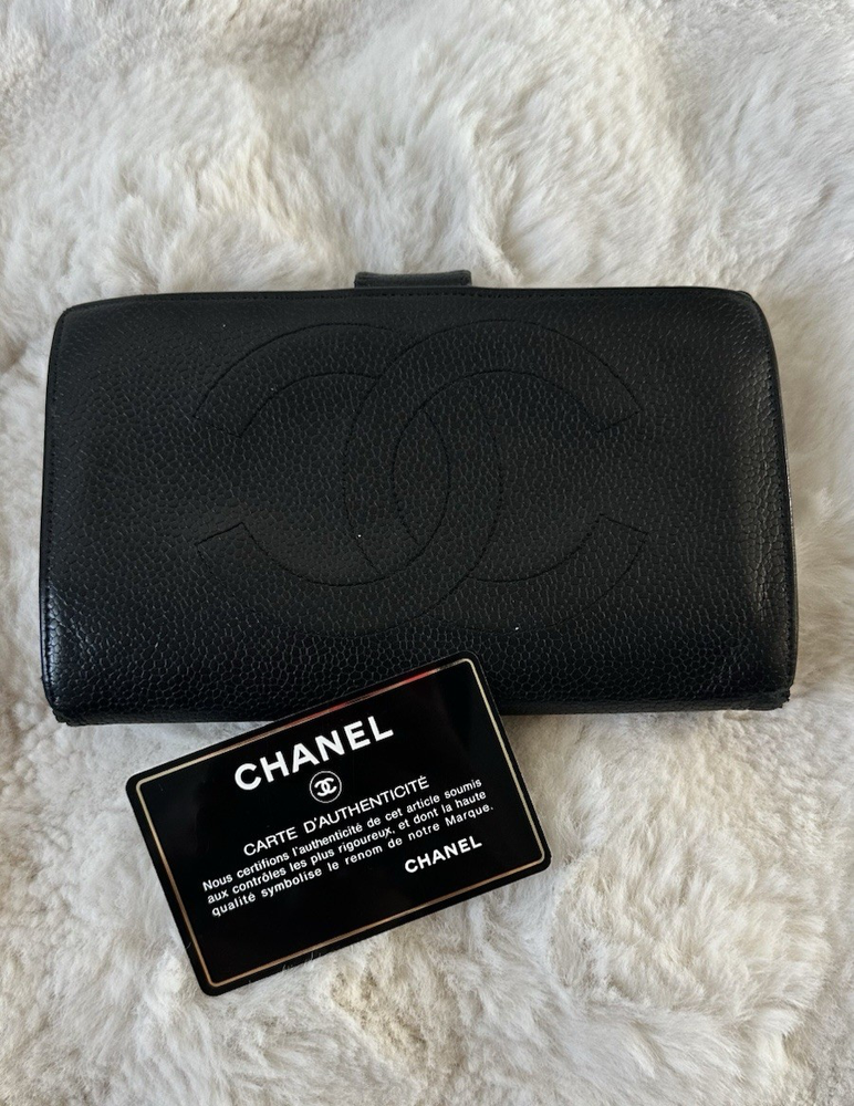 Authentic Chanel Black Caviar Leather CC Logo Bifold Wallet w/ Authenticity Card