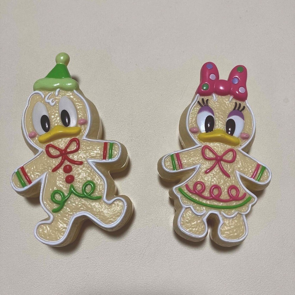 USEDTOKYO Disney Resort Gingerbread Christmas Ornament Set Donald Duck Ginger