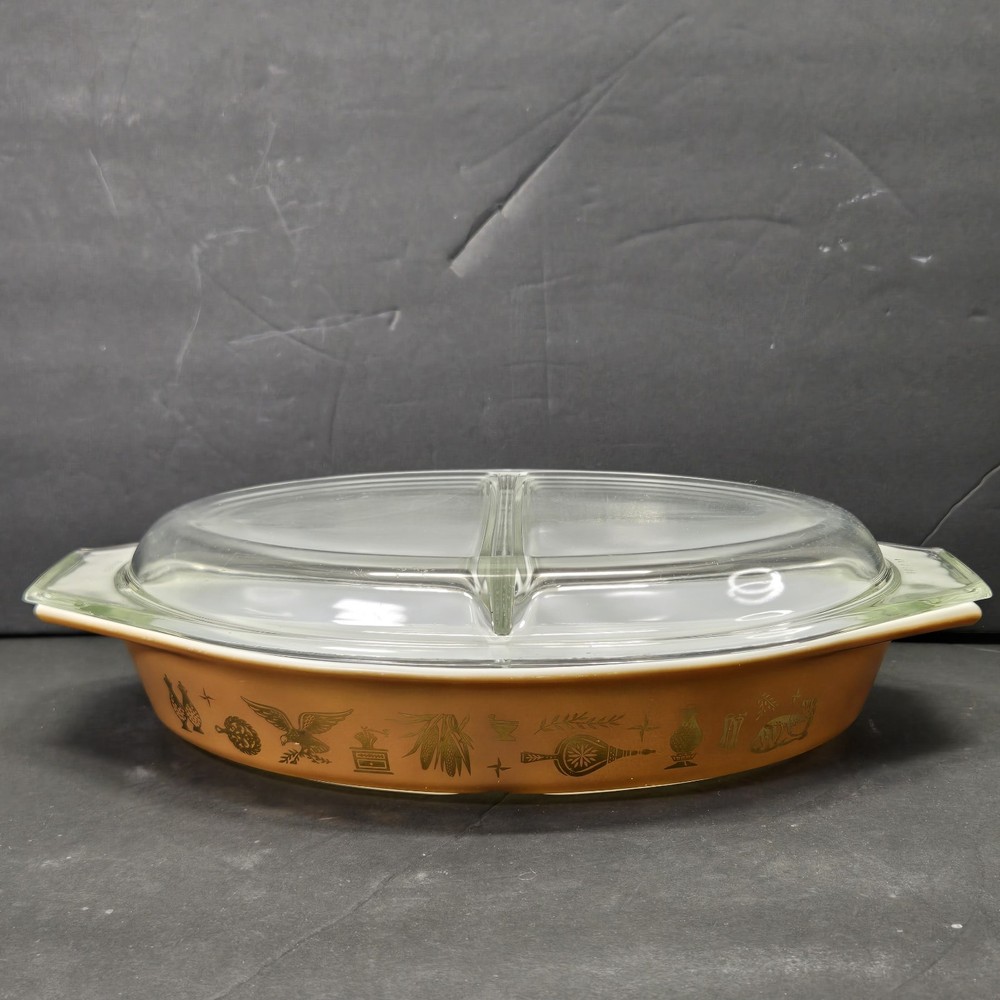 Vintage Pyrex Divided Dish Early American Casserole Baking 1 1/2 Quart w/ Lid 25