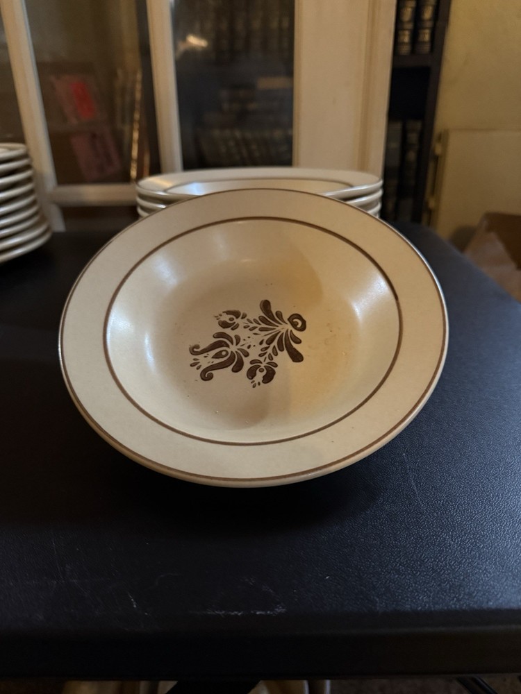 Vintage Pfaltzgraff Village Dish Set  133 Piece Set