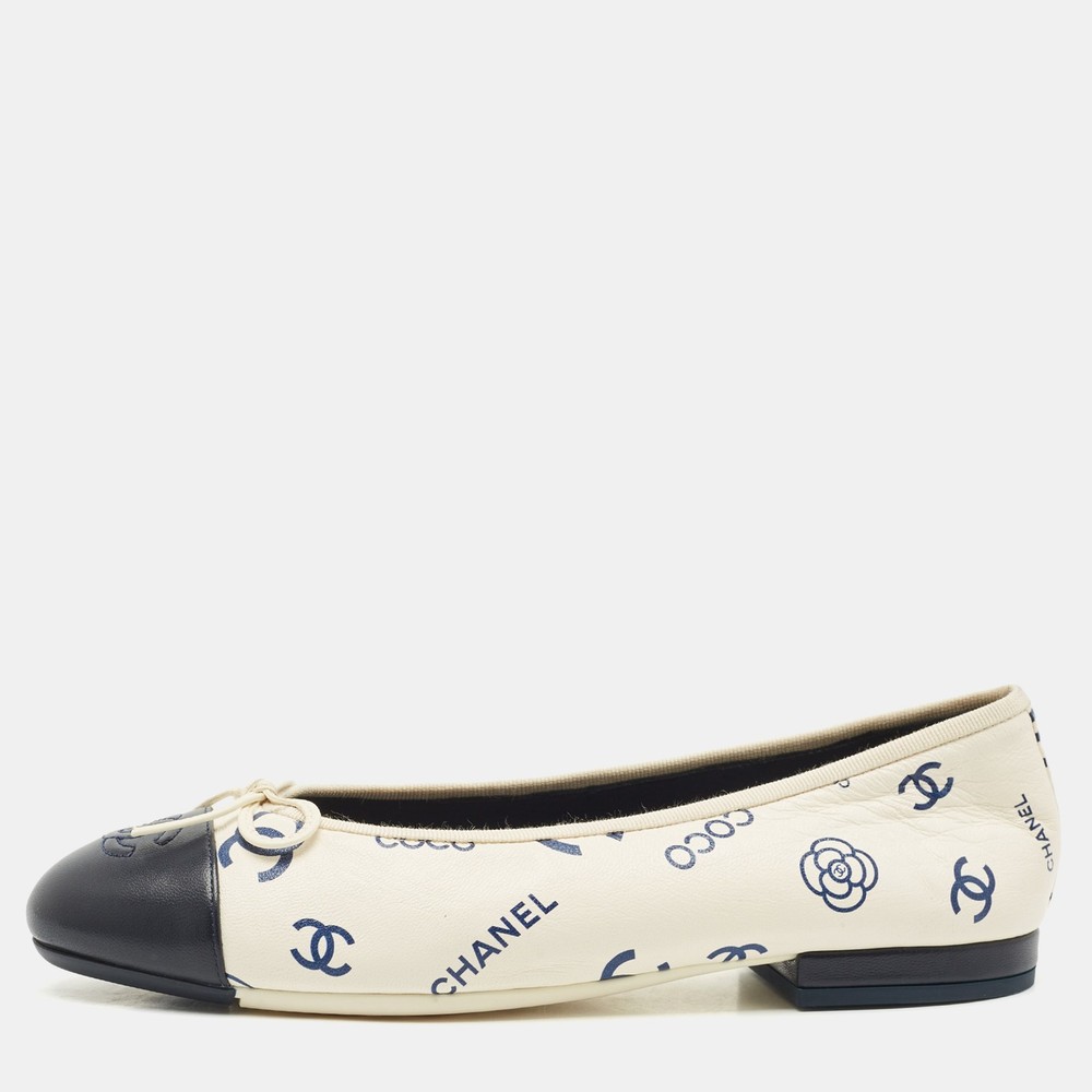 Chanel White Navy Blue Leather CC Cap Toe Ballet Flats Size 38