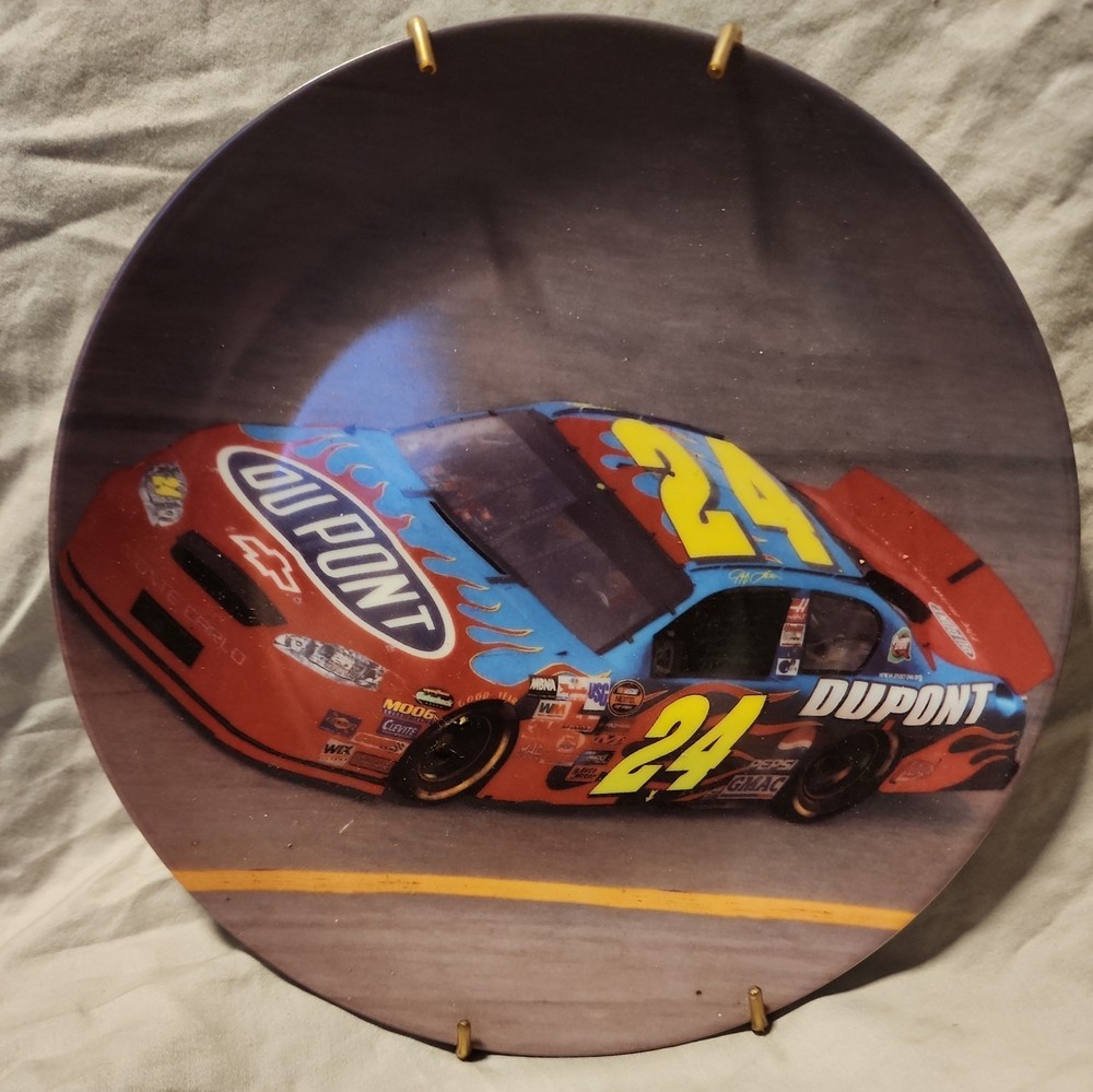 Jeff Gordon #24 NASCAR Collector Plate 8 Inch Racing Memorabilia