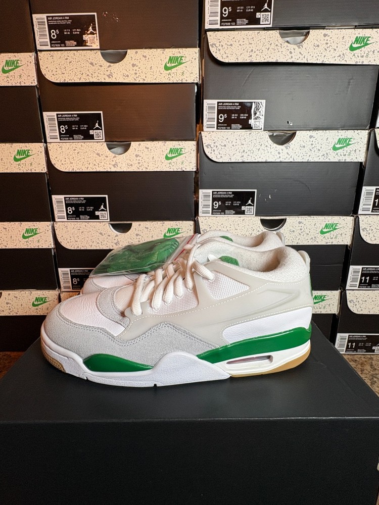 Size 8.5 - Air Jordan 4 RM Pine Green