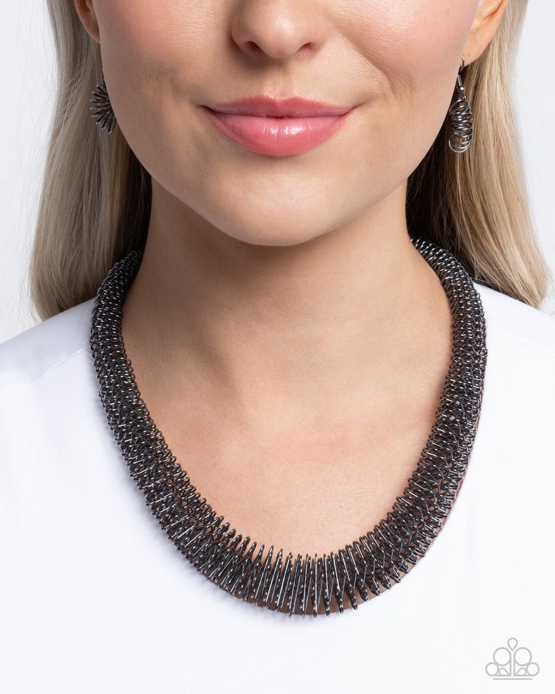 New Paparazzi Jewelry-Trenchant Tribute Necklace-Black