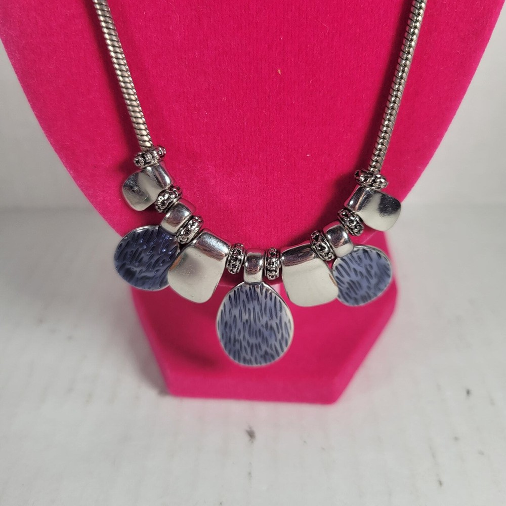 Retro Blue & Silver Toned Pendant Beaded Y2K Feminine Casual Bib 17