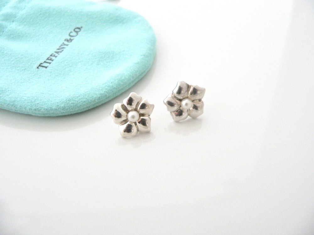 Tiffany & Co Pearl Earrings Flower Studs Gift Pouch Nature Lover Garden Jewelry