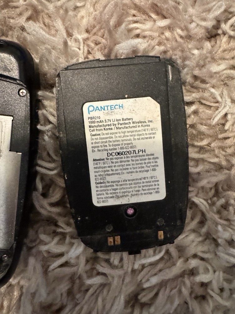 Pantech PN-210 - Black (Verizon) Cellular Phone fully Operational inc head set